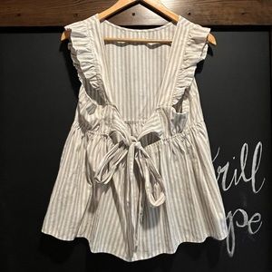 ✨BACKLESS PEPLUM TOP✨